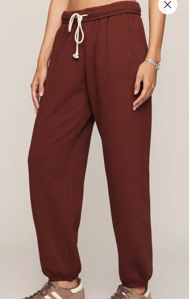Uptown Jogger - Velvet Rouge