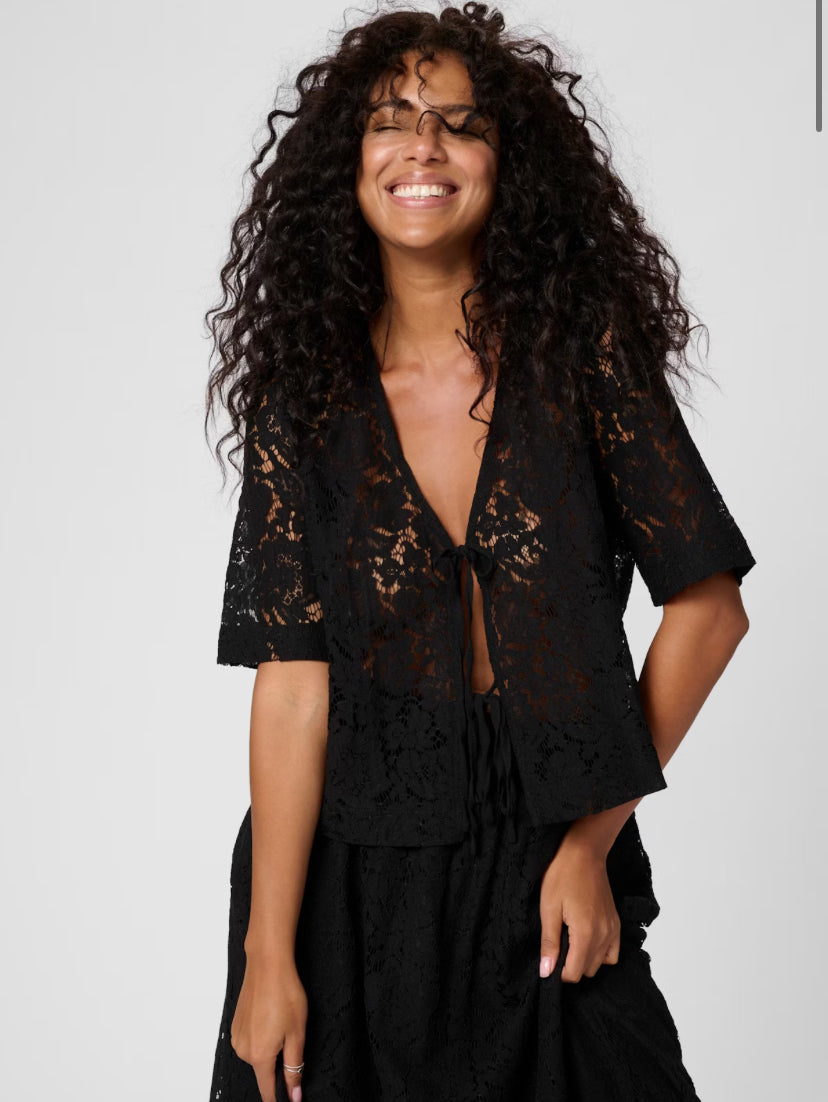 Nomi Lace Blouse