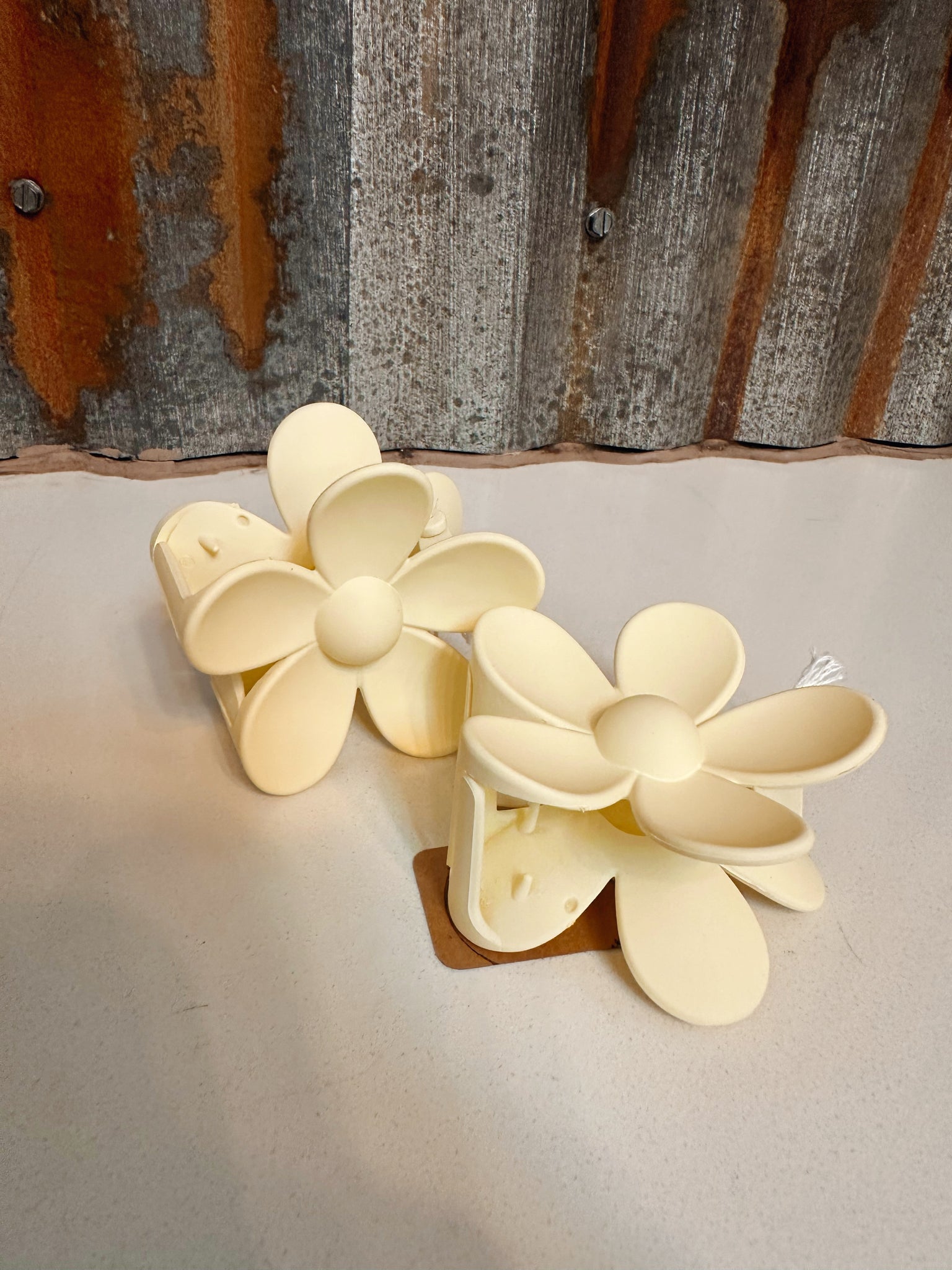 Flower Clip Neutrals