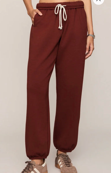 Uptown Jogger - Velvet Rouge