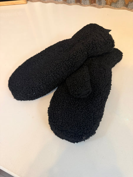 Teddy Mittens