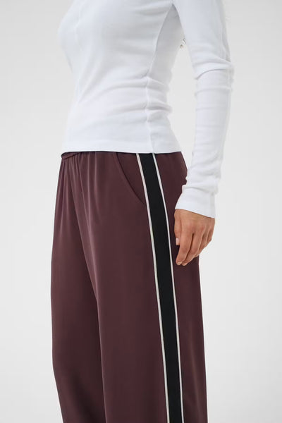 Gail Pants - Fudge/Red