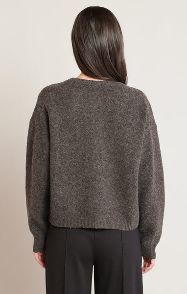 Kirsten EMBROIDERED FLOWER SWEATER