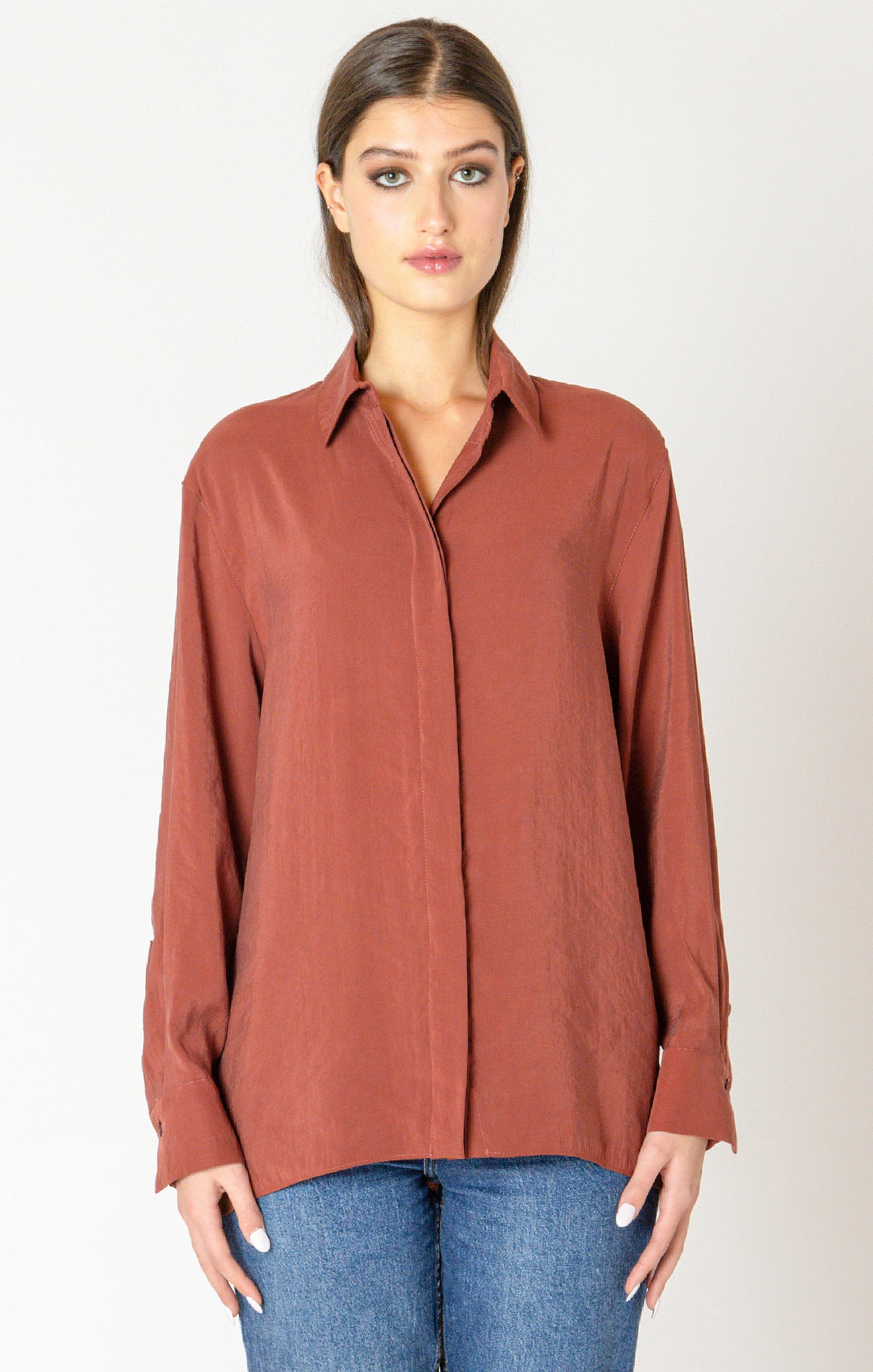TERRA- BUTTON BACK FLOWY BLOUSE