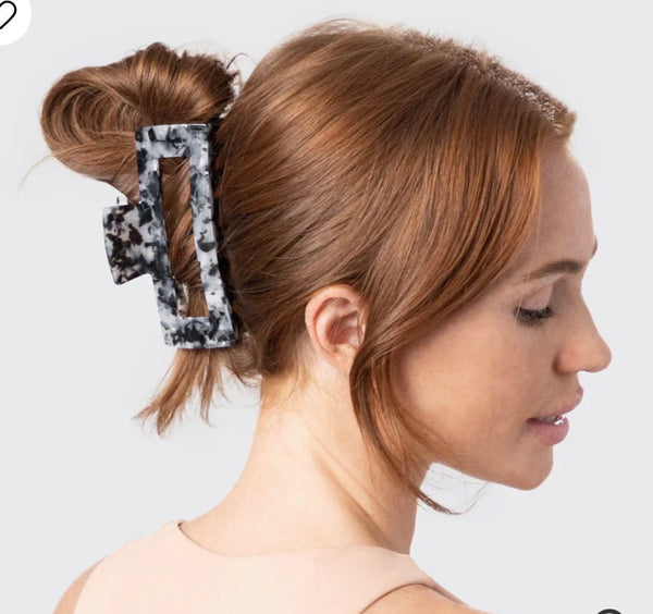 Jumbo Open Shape Claw Clip - Black