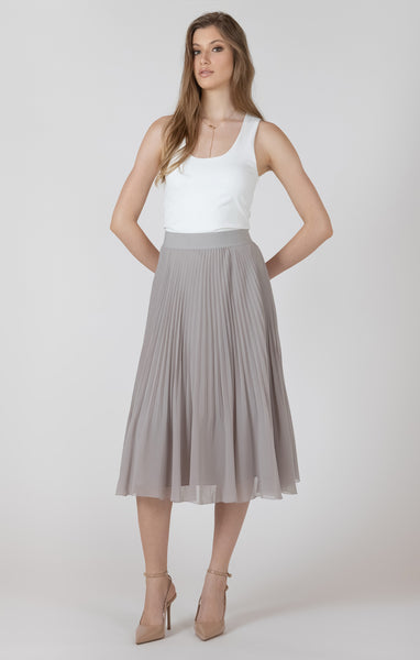 Scoop Neck Tank- white