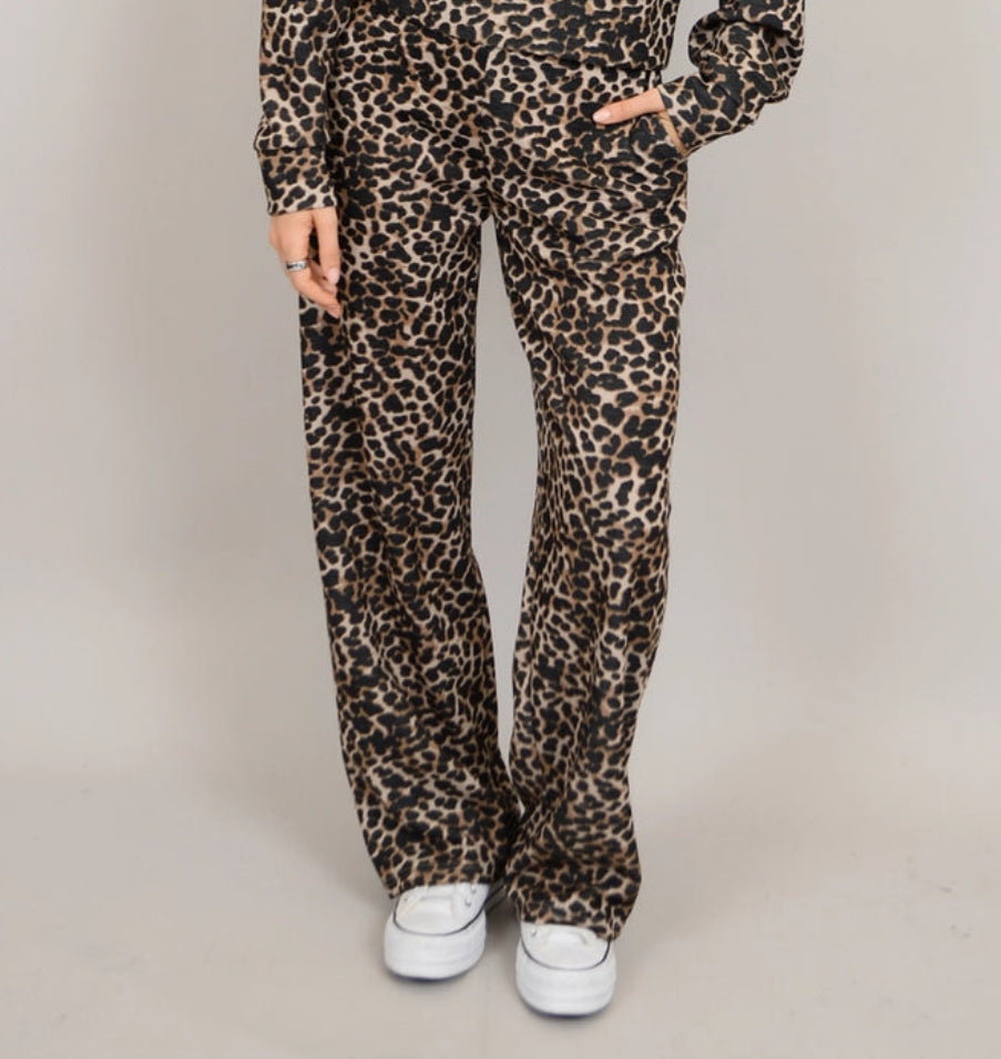 Victoria Printed Soft Knit Pant - Leopard