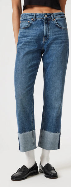Savannah Cuffed Straight Leg Jeans - Shaded Classic Blue