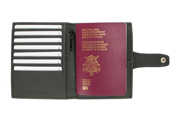 GARZINI PASSPORT HOLDER AIRTAG - ID WINDOW