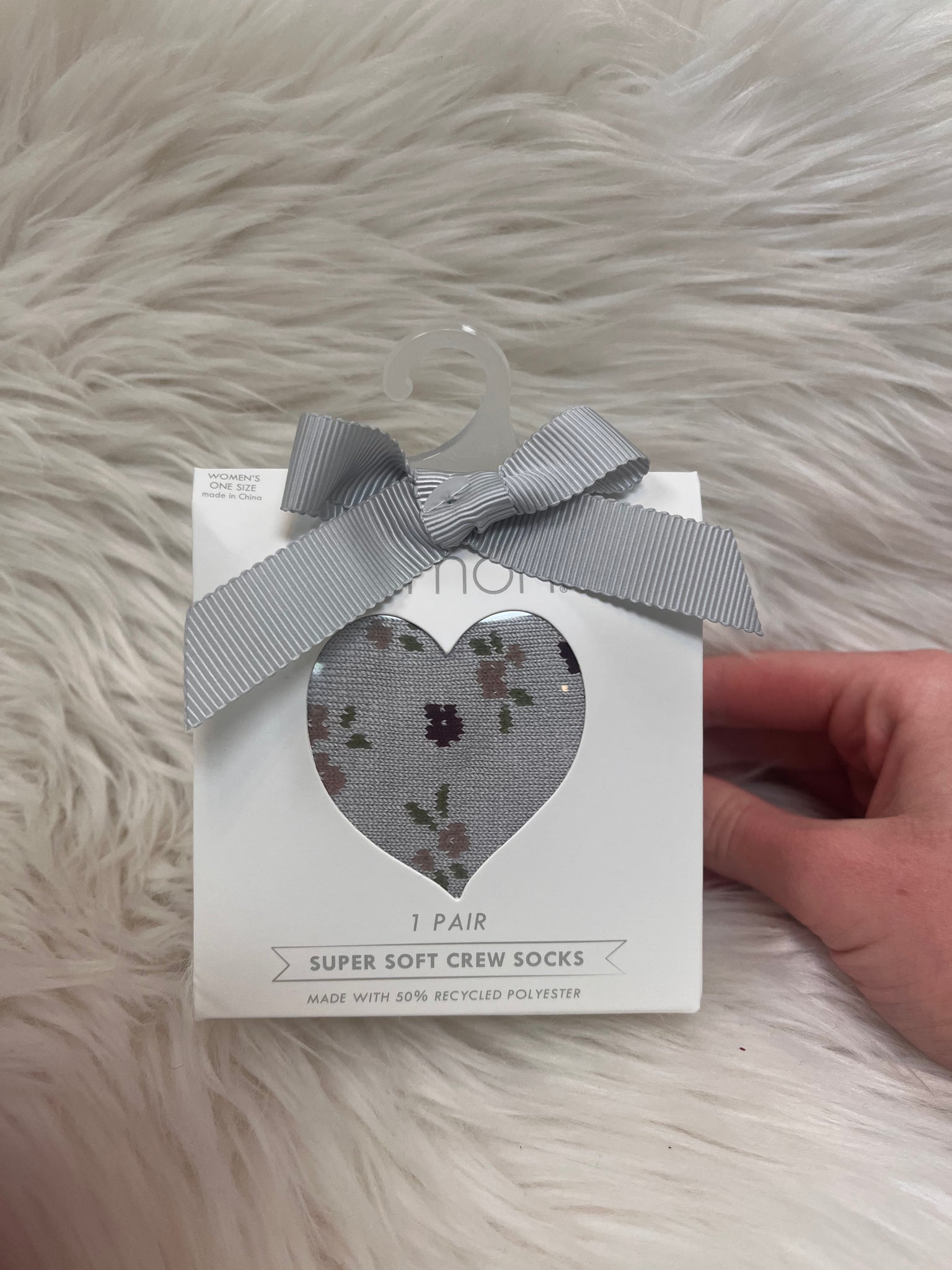 1 Pack Women’s Crew Sock Gift Box - Red/Grey