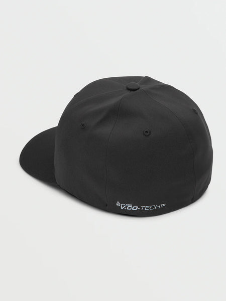 STONE TECH FLEXFIT DELTA® HAT