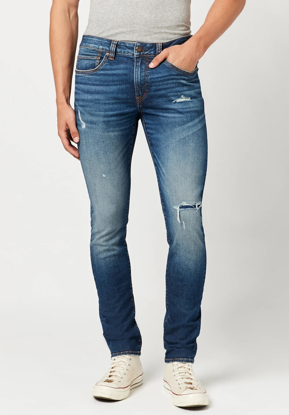 SKINNY MAX Repaired Look Sanded Jeans